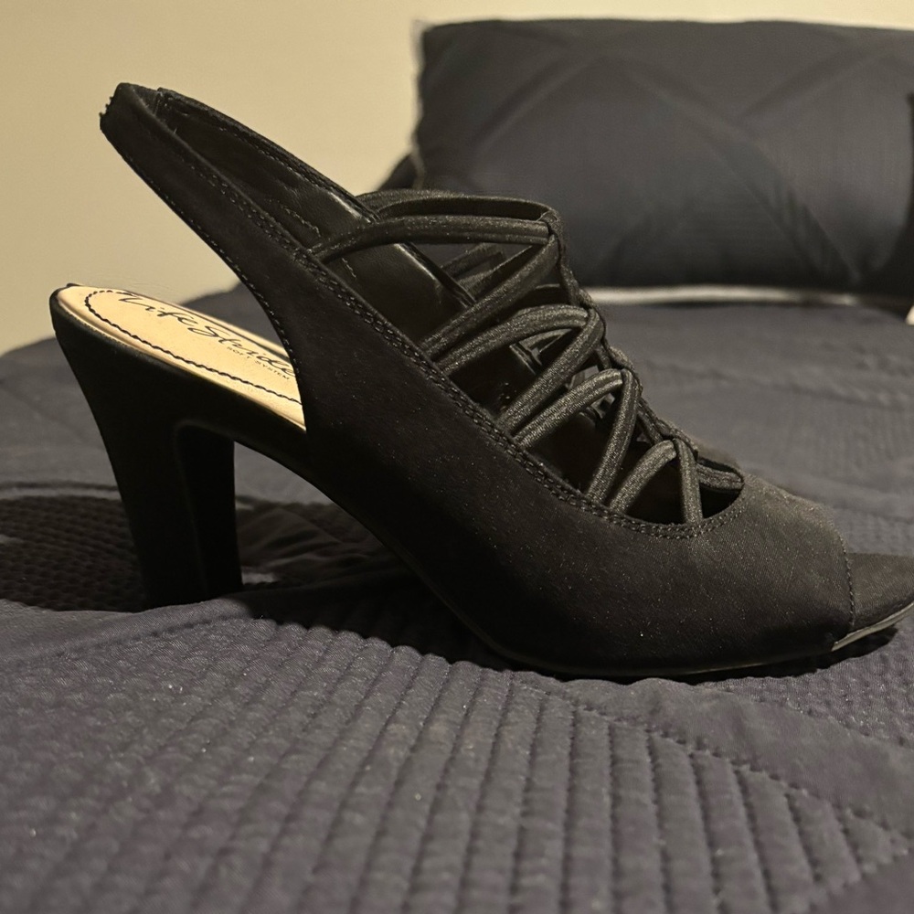 Life Stride Black Strappy Slingback Heels